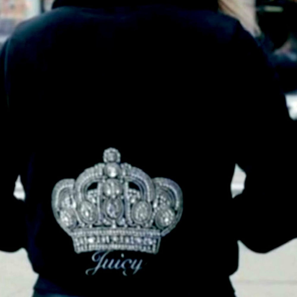 ISO - J. Lo’s Juicy Couture Black Hoodie from Hustlers 2XL